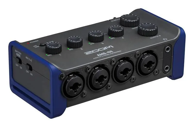 Offerta Speciale ZOOM AMS-44 - INTERFACCIA AUDIO PER REGISTRAZIONE E STREAMING